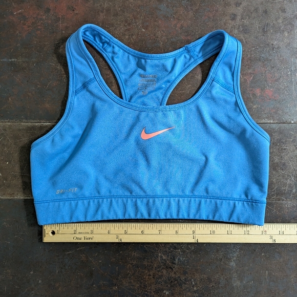 Bundle of Two Nike Sports Bras - Picture 5 of 7